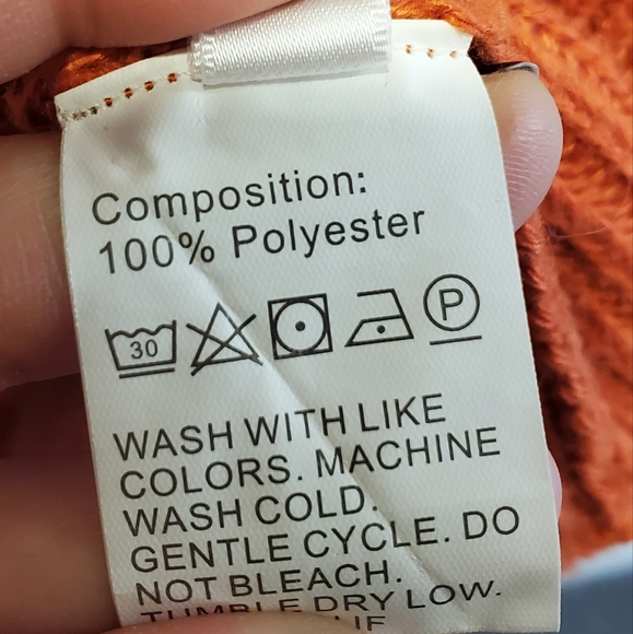 Orange Loose Crew-neck Sweater in Size Large - Picture 9 of 10